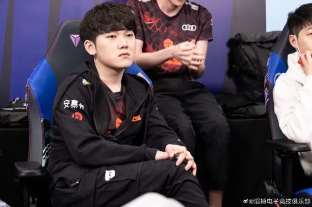  Rookie迎来三赛季高光表现，皇家马德里球迷沸腾！